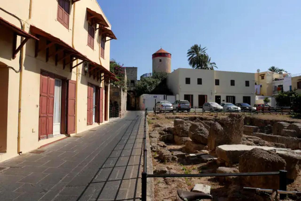 Rhodes City A Medieval Windmill Tower With Magnificent View מראה חיצוני תמונה
